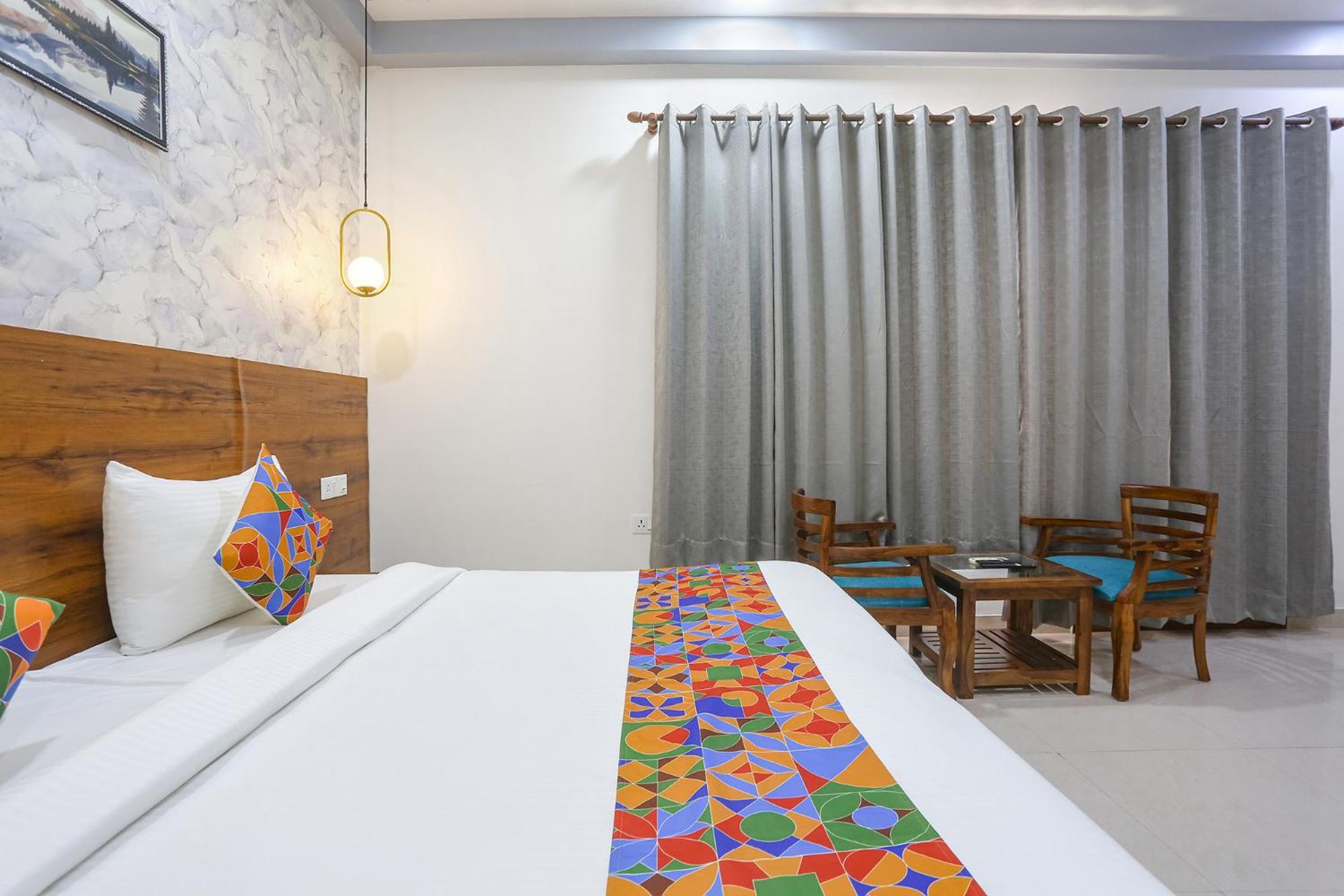 Fabhotel New Journey Hospitality 구르가온 외부 사진
